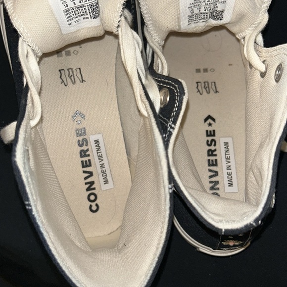 Converse Chuck Taylor All Star Lift Platform High 'Embroidered Floral - women’s - Picture 11 of 15